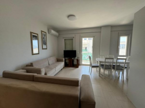 Lovely and spacious 2-bed room home in great location